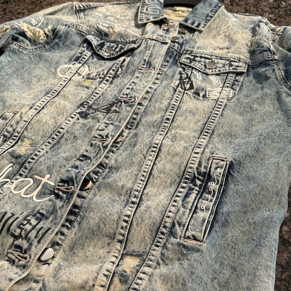 Jella c denim distressed stonewashed jean jacket NWT S - Picture 11 of 12